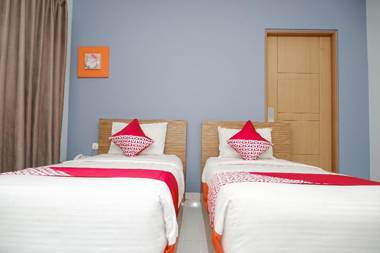 OYO Flagship 1071 Sonic Airport Hotel Semarang