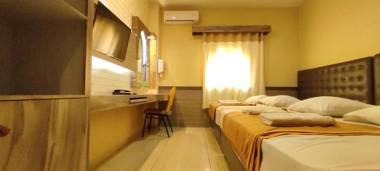 Hotel Syariah Larismanis