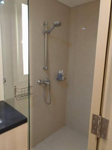 The Pinacle Apartment at Louis Kiene Pandanaran 2