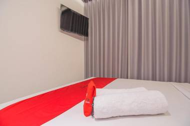 RedDoorz near Taman Rejomulyo