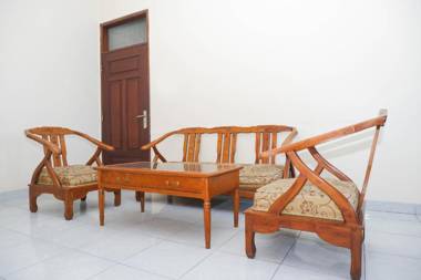 RedDoorz @ Jalan Setiabudi Semarang 2