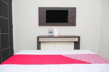 OYO 1217 Candi Residence