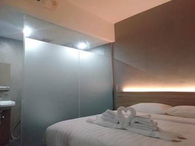 Hotel Marina Airport