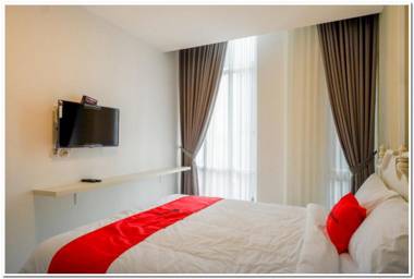 RedDoorz Plus @ Madukoro Raya Semarang