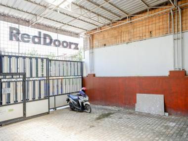 KoolKost Syariah near Universitas Diponegoro Tembalang 2