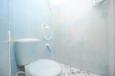 RedDoorz Syariah near PRPP Semarang