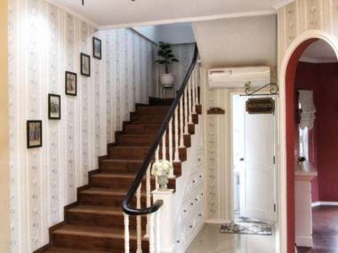 Omah Madam Bed & Breakfast