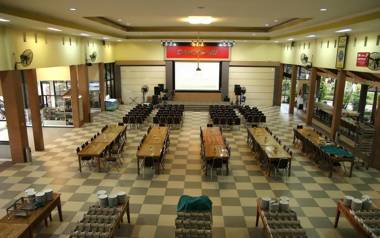 Candisari Hotel & Resto