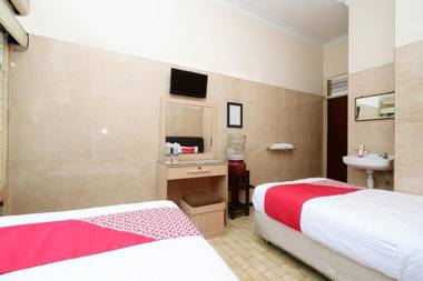 OYO 1843 Cahya Nirwana