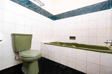 OYO 2495 Hotel Wijaya