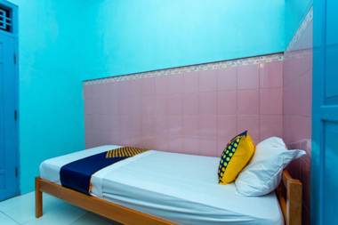 SPOT ON 2871 Hotel Budi