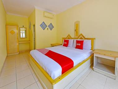 OYO 3722 Hotel Mutiara