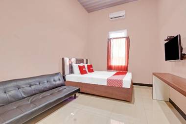 OYO 90796 Hotel Mulya Indah