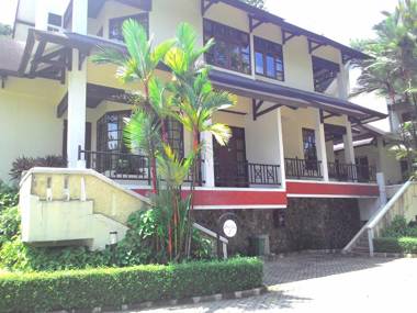 Gunung Geulis Cottages managed by Royal Tulip