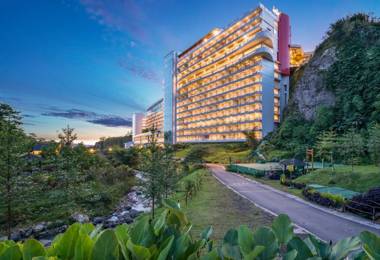 Le Eminence Puncak Hotel Convention & Resort