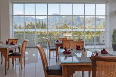 Le Eminence Puncak Hotel Convention & Resort