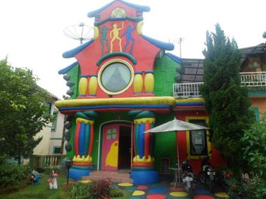 Villa Kota Bunga Allamanda