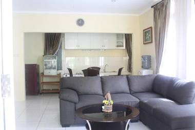 Villa Sofia Kota Bunga Puncak