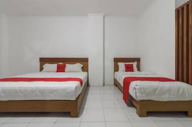 RedDoorz Syariah @ Cipanas