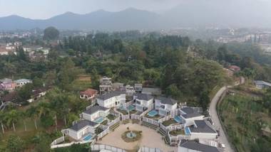 Nirvana Villas Puncak