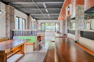 Urbanview Hotel Mamifokobo Puncak