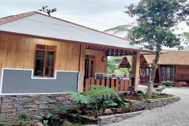 Penginapan Saung Lumbung