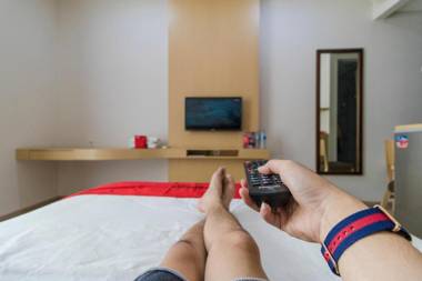 RedDoorz @ H. Agus Salim Street