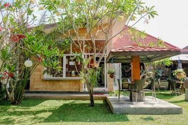 Ndalem Katong Guest House Ponorogo