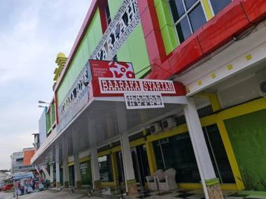 OYO 90857 Baaraka Syariah Hotel