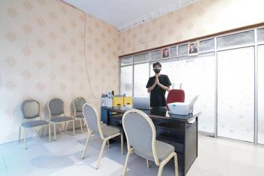 OYO 91514 Gedung Putih Inn Syariah