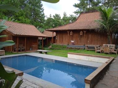 OYO 90519 Warmo Cottage