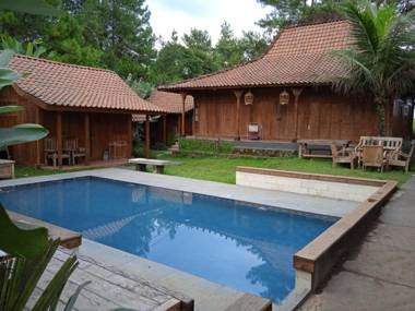 OYO 90519 Warmo Cottage