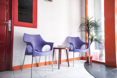 RedDoorz near Palembang Square Mall 2