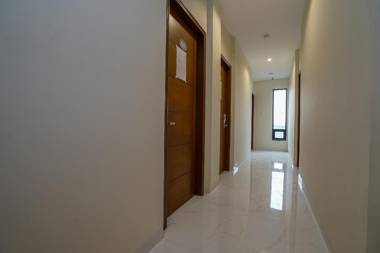 OYO 1574 U xpress Hotel