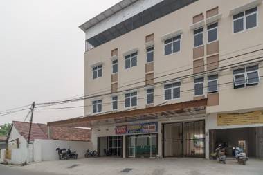 RedDoorz Plus near UIN Raden Fatah Palembang