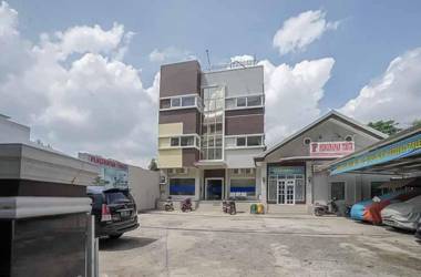 Reddoorz Plus near Palembang Airport 3