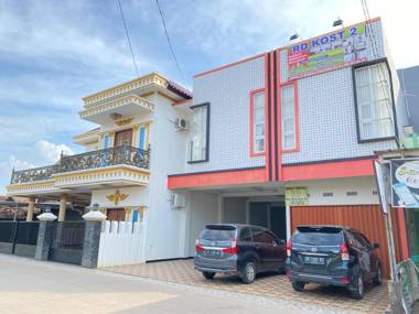 RedDoorz @ Jalan Sukawinatan Palembang