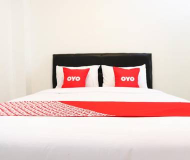 OYO 1191 Monalisa Residence And Cafe