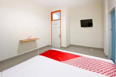 OYO 3092 Falah Residence Syariah