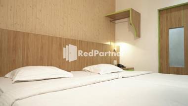 Wisma Sederhana RedPartner