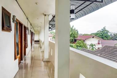 OYO 91164 Roemah Gebang