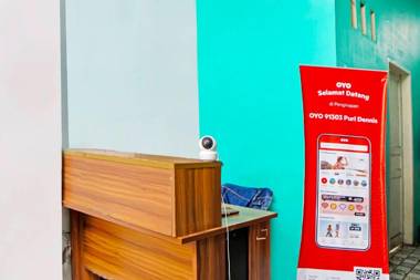 OYO 91303 Puri Dennis