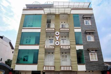 OYO 294 Andrea Residence Syariah