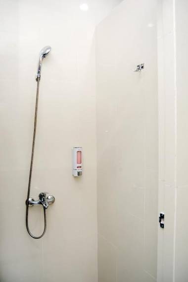 RedDoorz Hostel @ Capsule Inn Medan