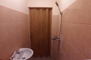 OYO 1053 Angelyn Home Stay