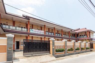 RedDoorz Syariah @ Jalan Letda Sujono Tembung