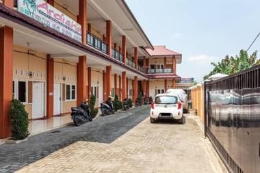 RedDoorz Syariah @ Jalan Letda Sujono Tembung