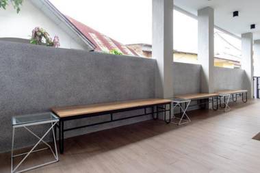 OYO 1476 Asoka Family Residence