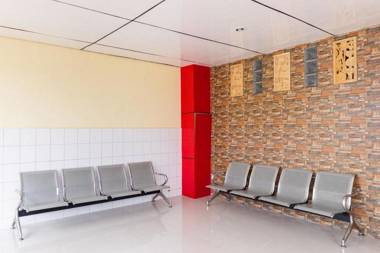 RedDoorz Plus @ Jalan Gatot Subroto Medan