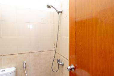 OYO 2777 Sleepover Sei Serayu